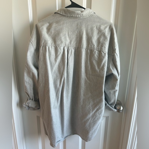 Universal Thread Light Gray Oversized Button-Down Shirt - Picture 2 of 2